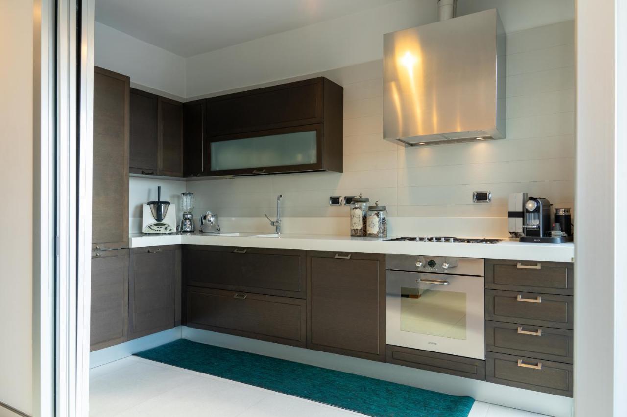 Nettuno'S Suite Naples Exterior photo
